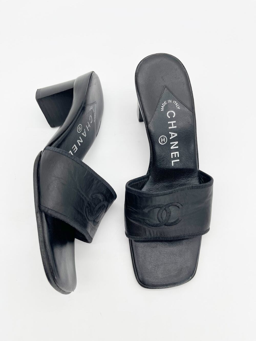 Chanel Vintage Black Leather CC Logo Classic Mule Heeled Sandals Square Toe US 6